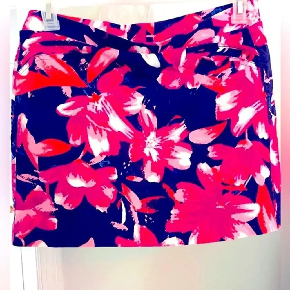 Zoe + Phoebe M mini skort w/underlying shorts & elastic waistband Floral print